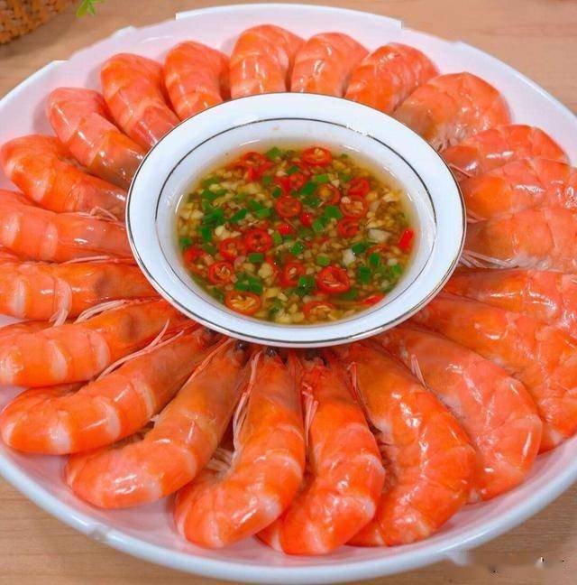 人家8菜1汤新年大发菜肴丰富不浪费冰球突破2026年夜饭菜单3-4口(图8)